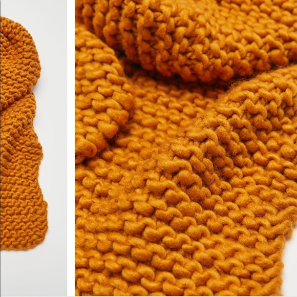 Urban Outfitters Clara chunky knit scarf. - Picture 6 of 7